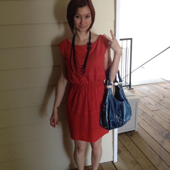 Orange lace dress - Picture 2 of 11